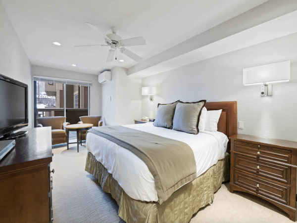 Sophisticated retreat in the heart of the Village 3 bedroom plus Den